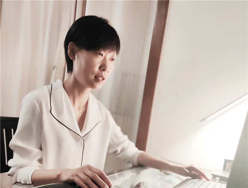 1589852702509508.jpeg 陕西师大幼儿园副园长张璐璐做报告.jpg